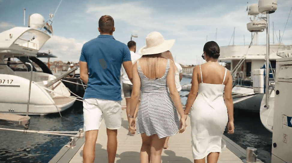 Luxurious private boat tour